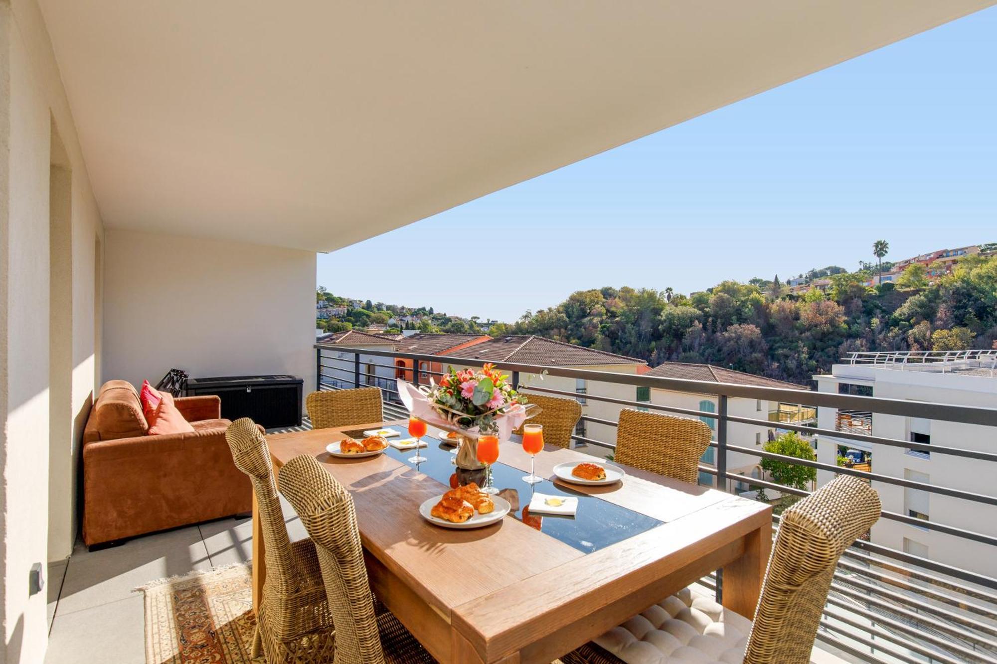 Lovely 2 Bedroom With Pool * Vallauris